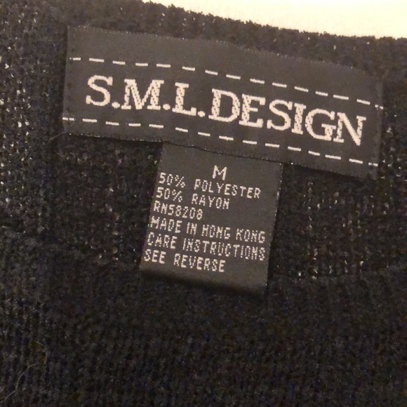 S.M.L. Design Two-piece Tank & Cardigan semi-sheer knit, mother of pearl buttons - Picture 9 of 10